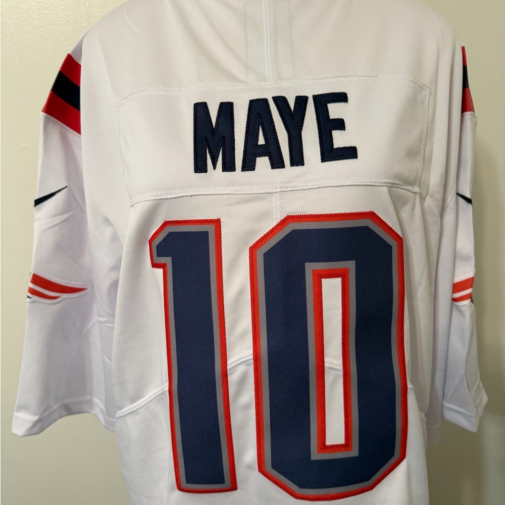 New England Patriots Football Jersey MSRP $165 - Picture 3 of 4
